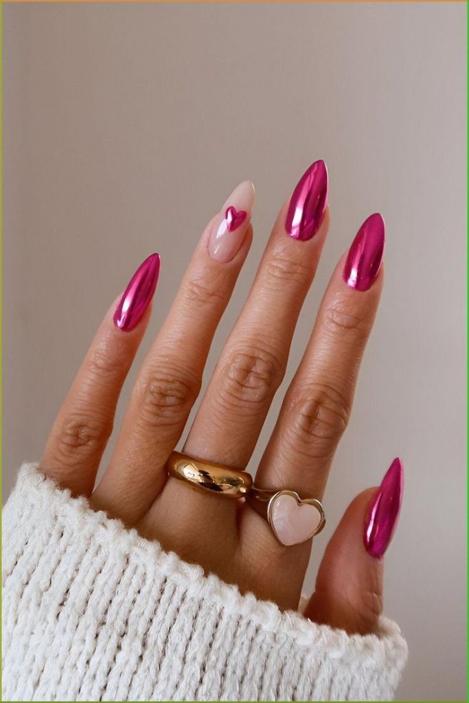Dezentes Nude-Nageldesign mit Shellac-Maniküre